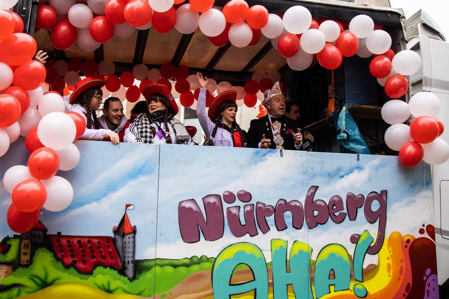 Aha, Helau und Alaaf